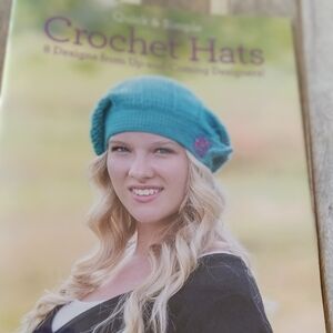 Quick & Simple Crochet Hats: 8 Designs Beanie